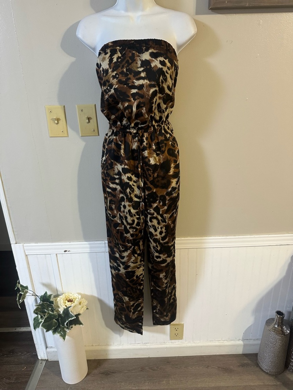 Forever 21 Strapless Leopard Print Jumpsuit in Brown and Tan
